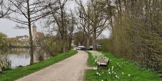 Osterspaziergang am Neckar